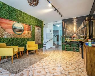 Velinn Casa de Campos Mountain House - קמפוס דו ג'ורדאו - לובי