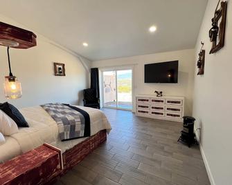 Blue Cow Guest Farm - Cornville - Bedroom