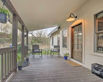 18 Miles to San Antonio Quiet Country Getaway - Castroville - Balcón