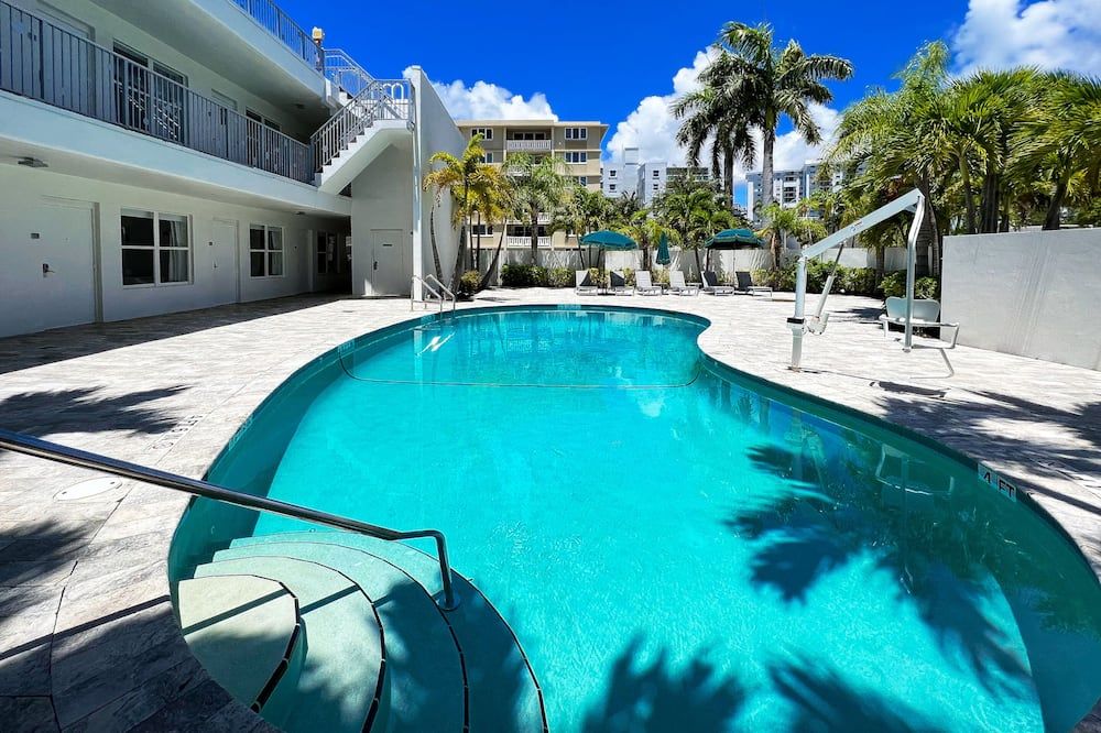 رويال بالمز ريزورت آند سبا - فورت لاودردال - حوض السباحة