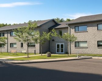 Residence & Conference Centre - Brockville - Brockville - Building