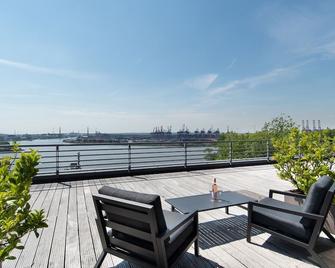 The Suites Rainvilleterrasse - Hamburg - Balcony