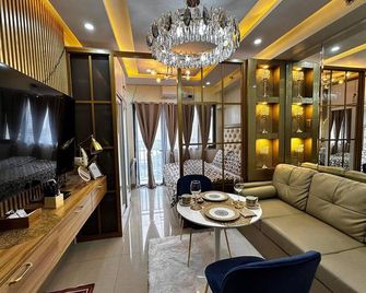 Deluxe Suit Room - Pasay - Lounge