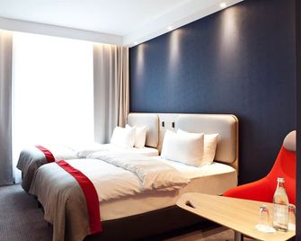 Holiday Inn Express Frankfurt Airport - Raunheim By IHG - Raunheim - Спальня