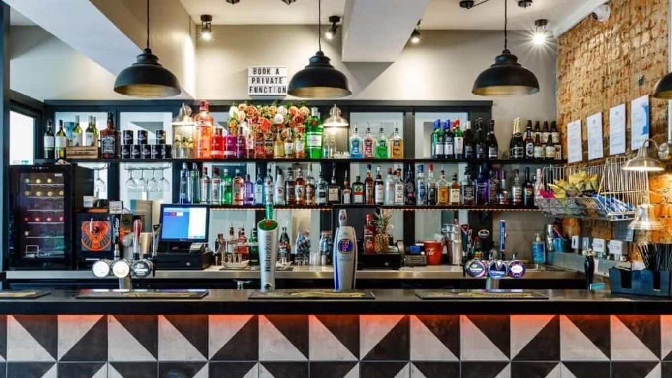 Ruby Pub & Hotel