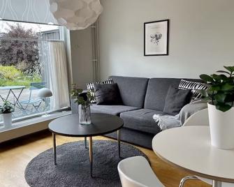 Forenom Serviced Apartments Goteborg A-R Lorents Gata - Göteborg - Stue