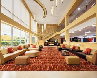 Courtyard by Marriott Leon at The Poliforum - León - Ingresso