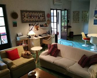 Villa In The Southern Sardinia Pine Forest - Santa Margherita di Pula - Huiskamer