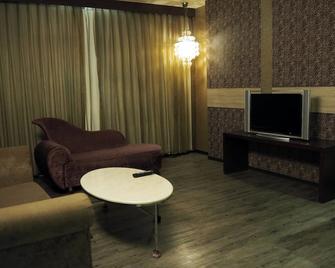 The Riverside Hotel & Motel - Kaohsiung City - Living room