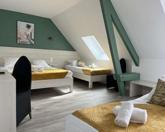 Brit Hotel du Dauphin - L'Aigle - Chambre
