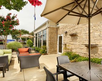 Hilton Garden Inn Chattanooga/Hamilton Place - Chattanooga - Patio