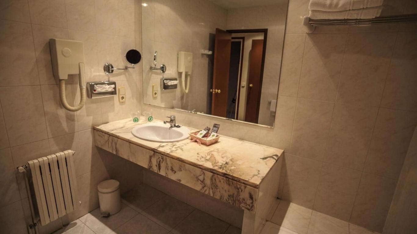 Hotel Roc Del Castell