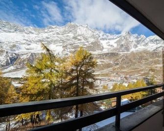 Lovely two room apartment for four people in Cervinia - Breuil-Cervinia - Balcony