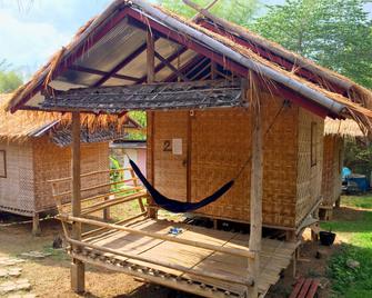KK Hut Guest House - Pai