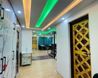 The New view - Pahalgam - Lobby