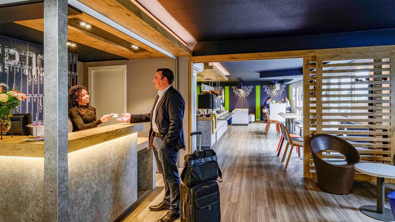 أيبيس بدجيت سانت - إيتيين ستاديوم