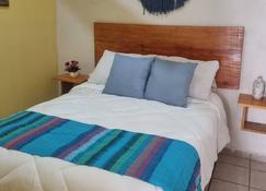 \'Los Sauces Studio\' 2 Bedrooms a\/c 3 guests - Puerto Vallarta - Schlafzimmer