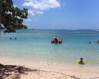 Hotel Le Rotabas - Sainte-Anne - Spiaggia