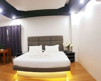 Dream Hotel - Puerto Galera - Makuuhuone