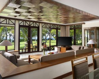 Holiday Resort Lombok - Mataram - Living room