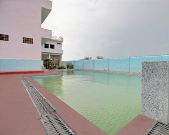 Hotel O Raj Inn - Ajmer - Pool
