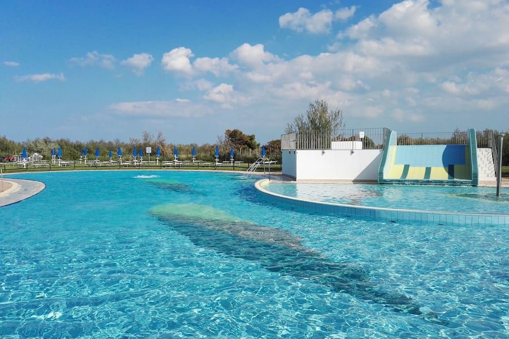 إيسولا دي ألباريلا جولف هوتل