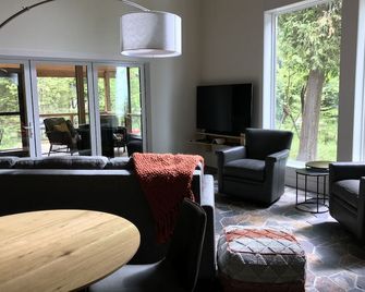 Wild Cedars - Cana Island - Lake Michigan - Amazing new home - Baileys Harbor - Wohnzimmer