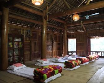 Ban Buoc Homestay - Hostel - Mai Chau - Bedroom