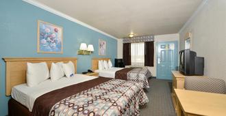 Americas Best Value Inn Houston Hobby Airport - Houston - Bedroom
