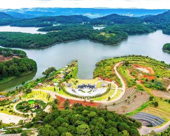 Lavender Dalat Hotel and Resorts - Dalat - Vista del exterior