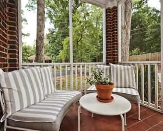 The Home Collection - 800 Magnolia - Charlotte - Balkon