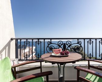 Dionysos Hotel - Skala - Balcón