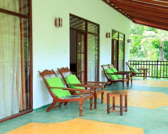 River Edge - Kataragama - Balcony