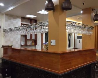 Lavender Hai Phong Hotel - Haiphong - Front desk