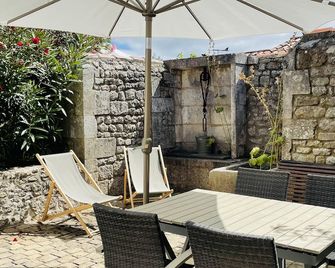 Maison Traditionnelle de Pêcheur - Île-d'Aix - Patio