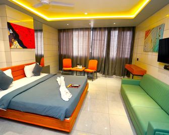 Hotel Sunshine - Rajkot - Κρεβατοκάμαρα