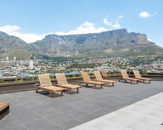 Contemporary 3-Bed at the Peak of Bo-Kaap | Pool - Ciudad del Cabo - Balcón