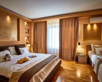 Hotel Sinaia - סינאיה - חדר שינה