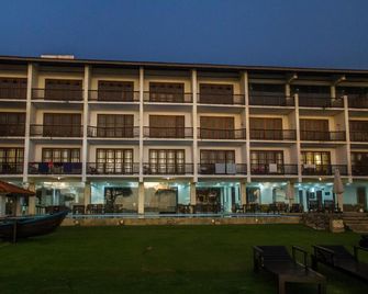 Serendib Beach Hotel - Induruwa - Gebäude