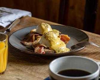 Crown and Horns Inn - Newbury - Mat