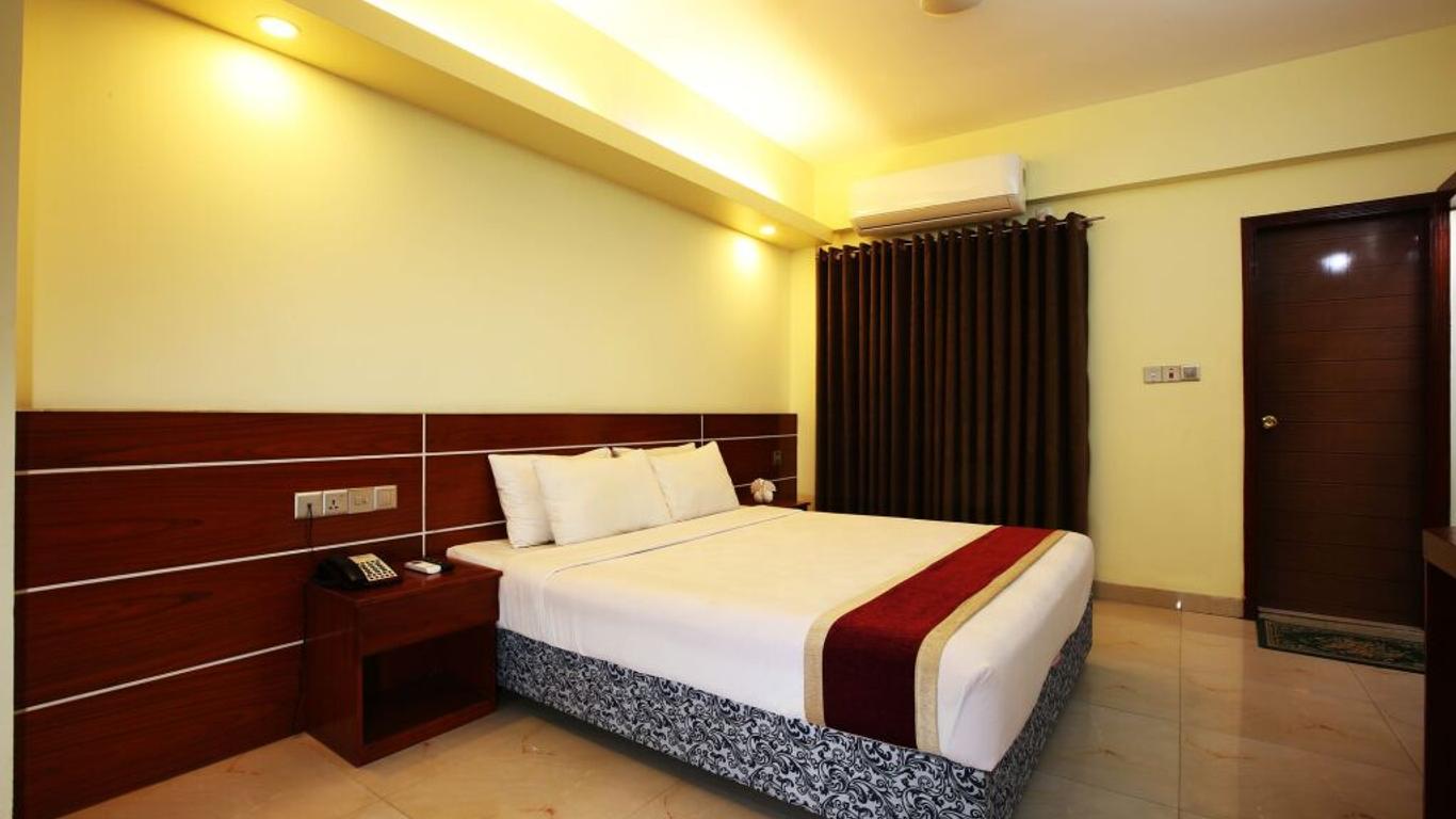 Royal Beach Resort