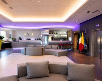 Bes Hotel Bergamo West - Mozzo - Lobby
