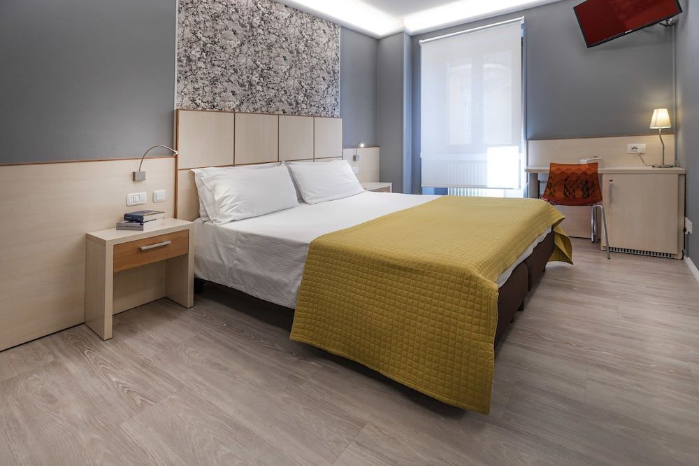 Hotel Aurora - מלצ'זינה - חדר שינה
