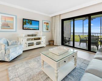 South Seas Bayside Villa 5226 condo - Captiva - Living room