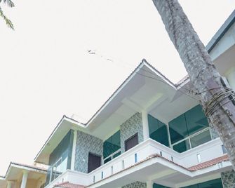 Clafouti Beach Resort - Varkala - Building