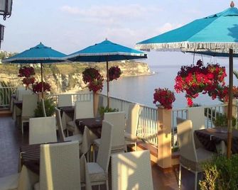 Hotel Terrazzo Sul Mare - Tropea - Balcony