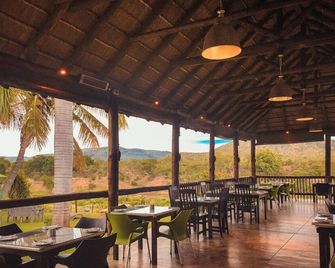 Rio Vista Lodge - Malelane - Restaurant