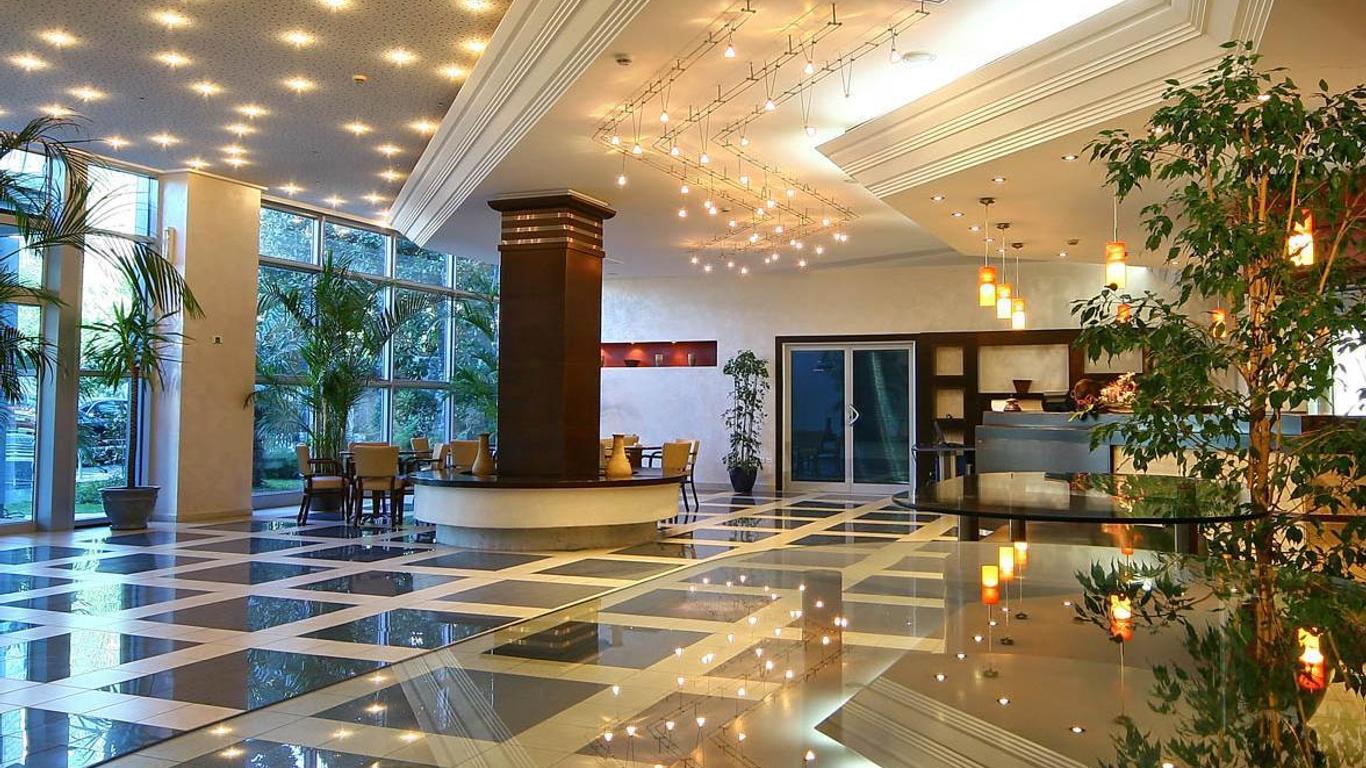 Hotel Montenegro Beach Resort