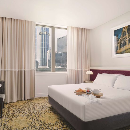 Rendezvous Hotel Melbourne image 1