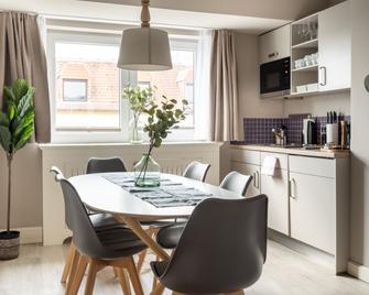 limehome Berlin Chausseestraße - Berlijn - Eetruimte